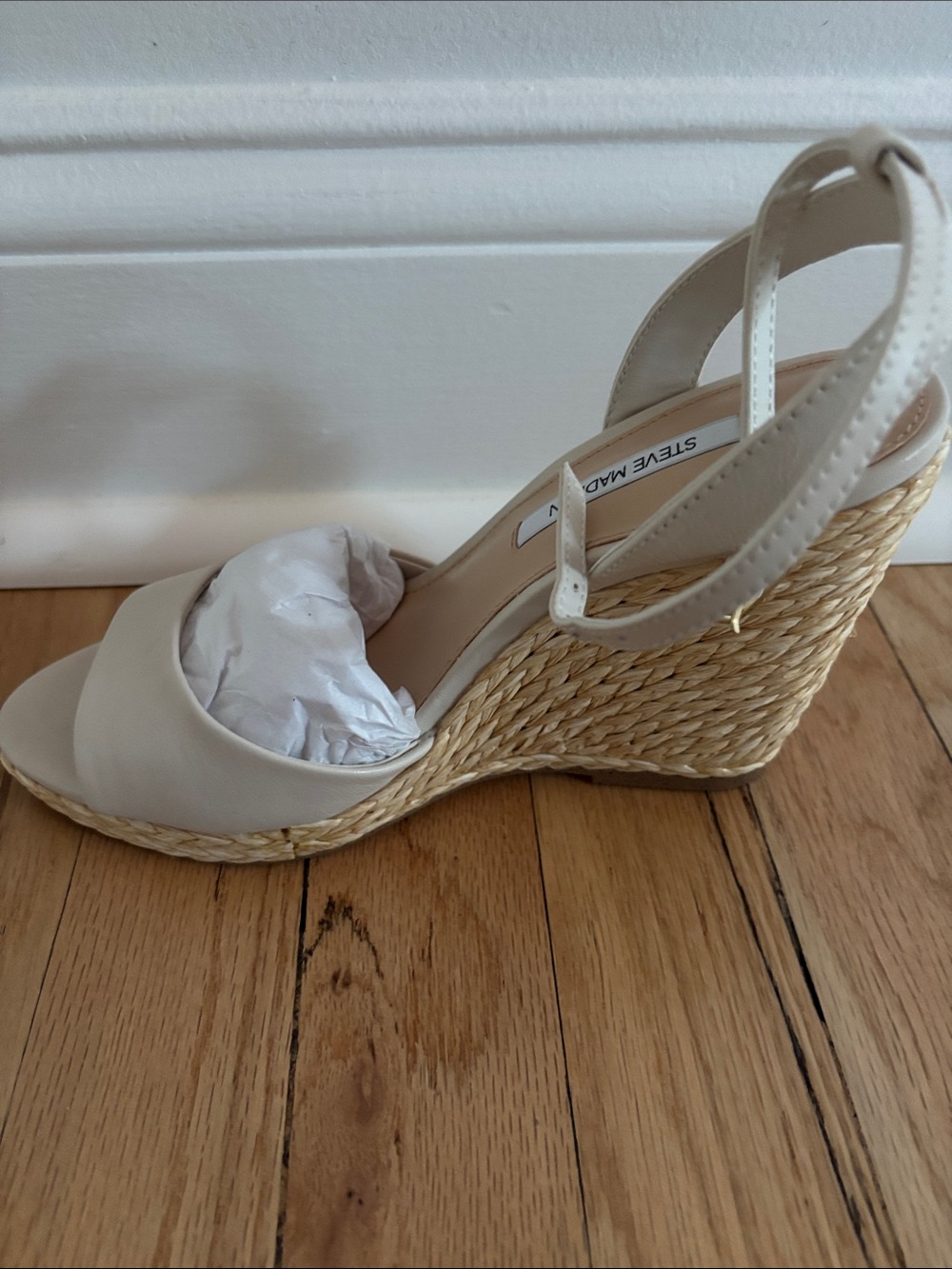 Steve Madden Bone Leather women’s wedge - Bone (Off-White) - Picture 2 of 3